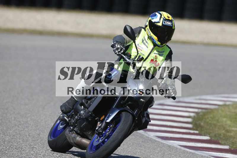 /01 02.04.2026 MAZ ADR/Gruppe gelb Gruppe gruen/unklar